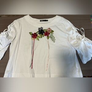 INA small, white crop top for women